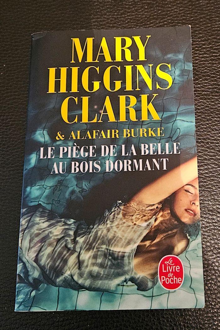 "Le piège de la Belle au Bois Dormant" Mary Higgins Clark - photo numéro 1