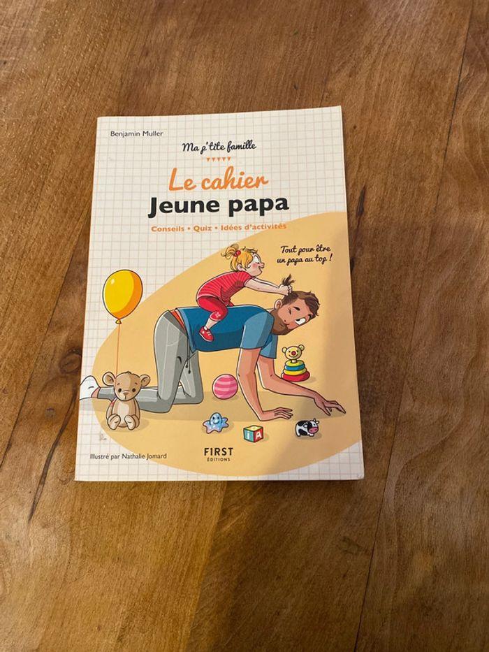 Livre le cahier jeune papa - photo numéro 1