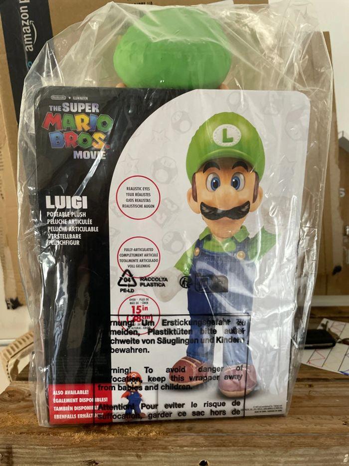 Poupée luigi super mario bros - photo numéro 2