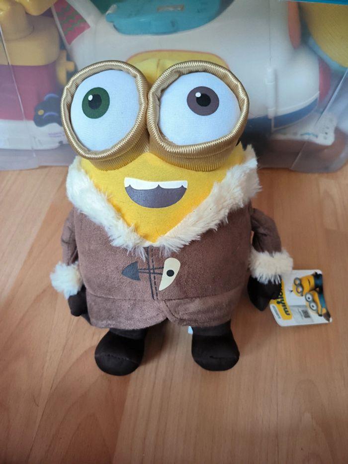 Peluche minions neuve - photo numéro 1