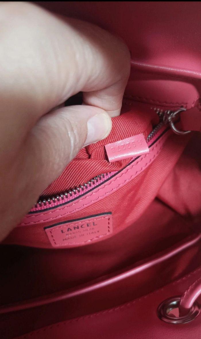 Sac Le Huit de Lancel cuir lisse framboise neuf - photo numéro 7