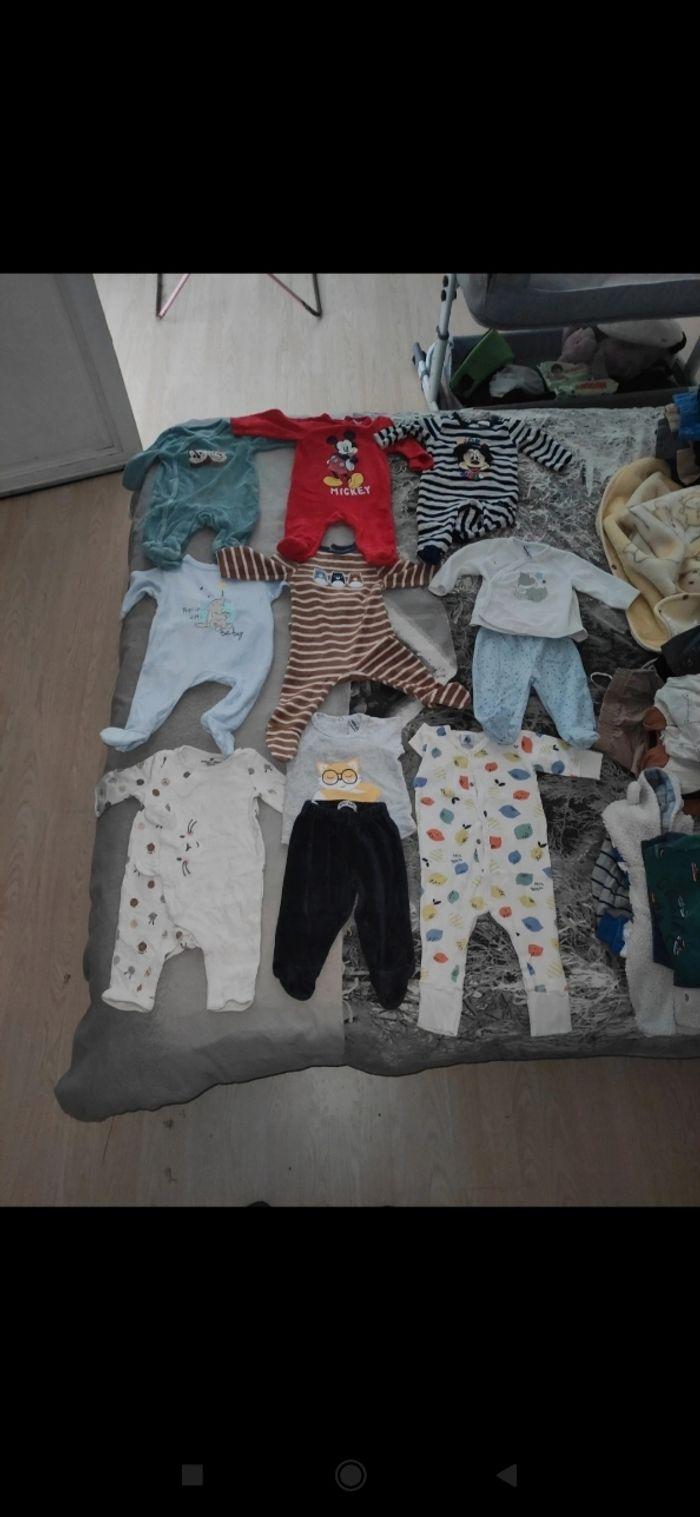 Gros lot 3 mois vêtements bébé garçon - photo numéro 10