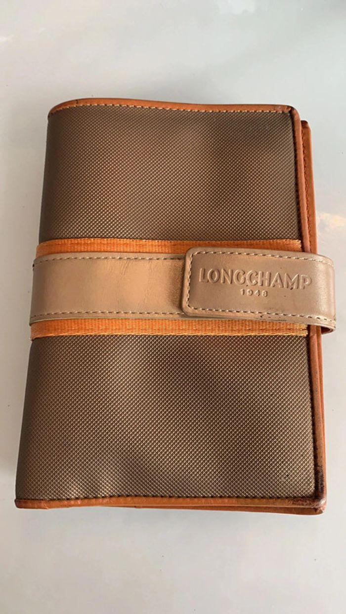 Porte feuille Longchamp cuir vintage - photo numéro 1