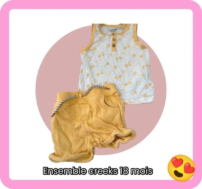 👶Ensemble creeks 18 mois très bon état 👶 - photo numéro 1