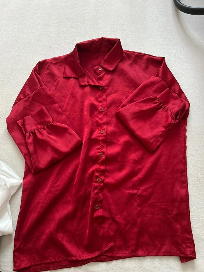 Chemise satin rouge - photo numéro 1