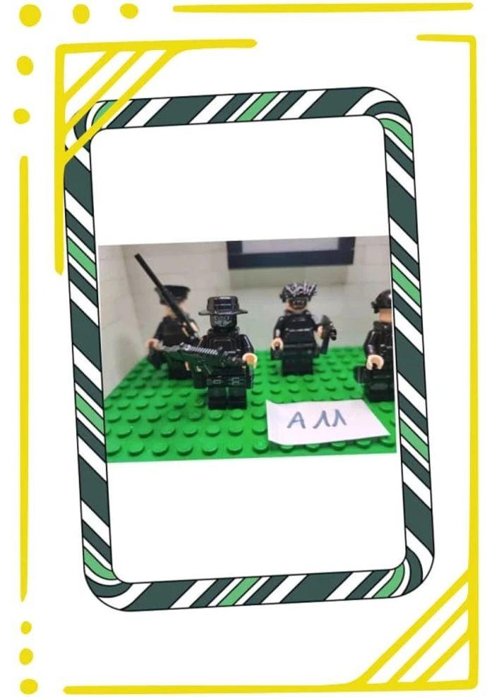 "Lot A11" - Lot de 5 soldats type Lego - photo numéro 2