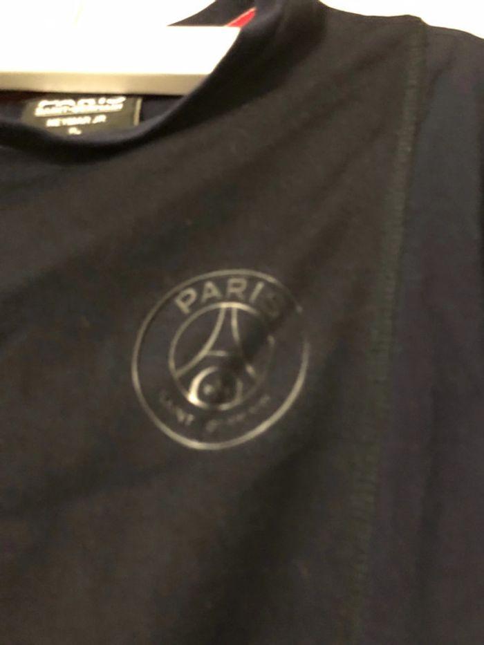 T shirt . PSG . Neymar. 14/16 ans - photo numéro 2