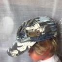 Casquette bleu taupe feuilles   49 cm 18 mois