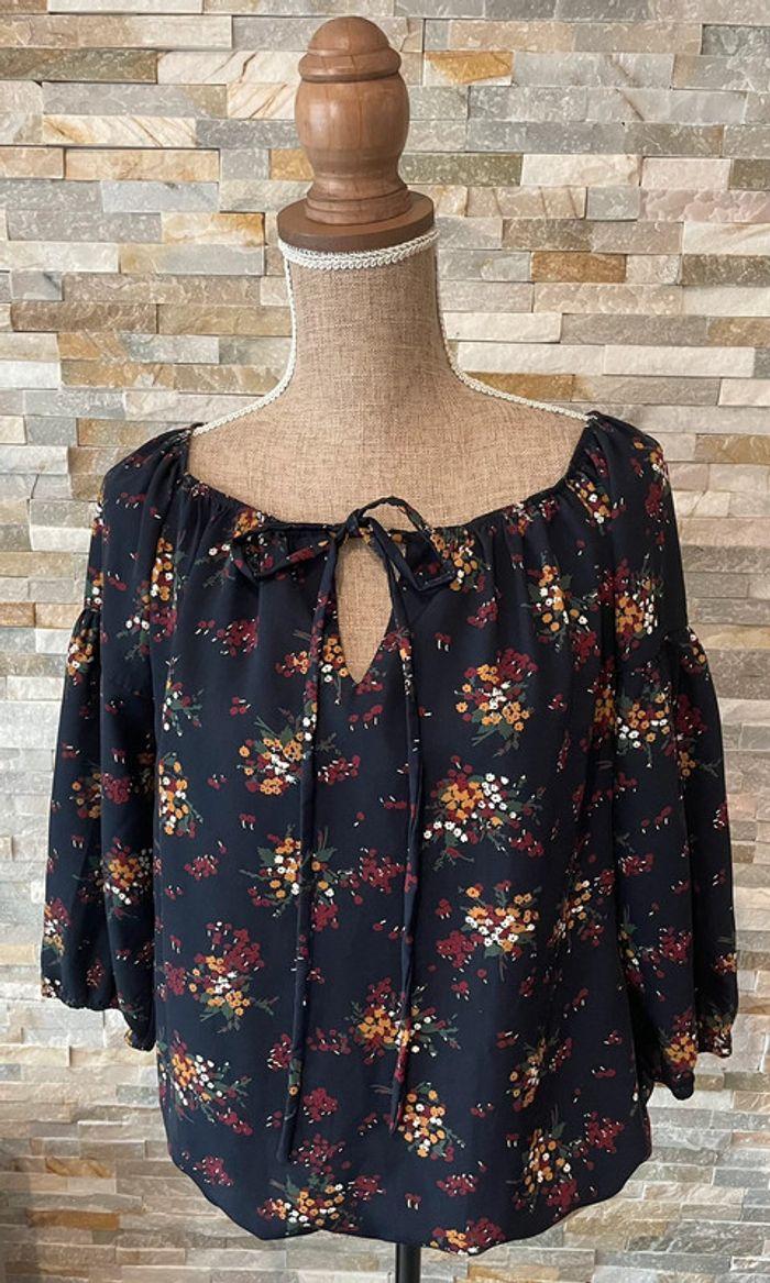 Blouse fleurie manches 3/4 taille M - photo numéro 1