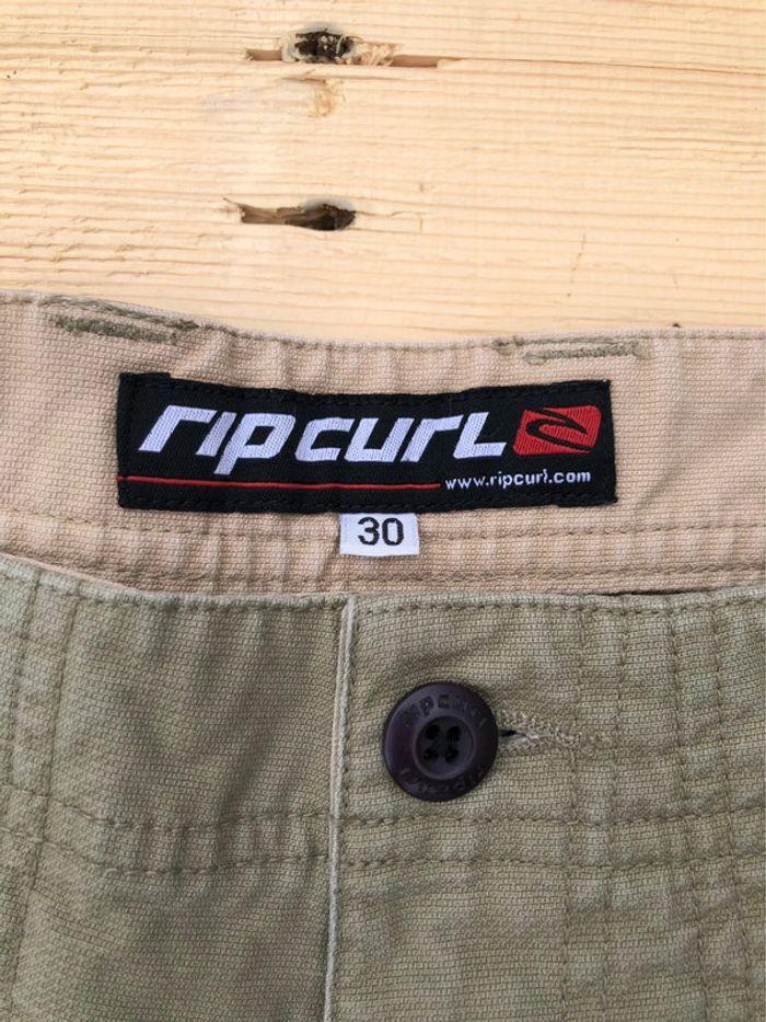 Short / Jort ripcurl style militaire cargo brodé 30US - photo numéro 8