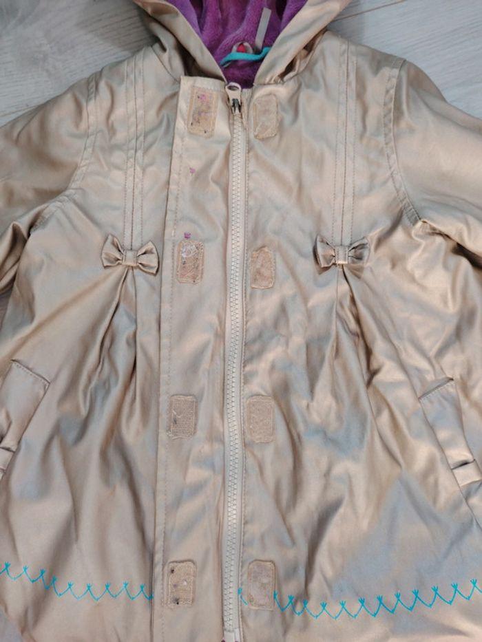 Manteau imperméable fille. Taille 6 ans - photo numéro 2