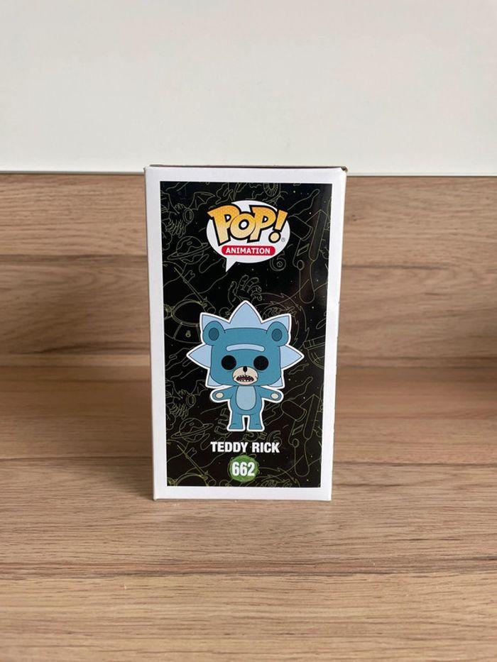 Figurine Funko Pop Rick et Morty : Teddy Rick Classique 662 - photo numéro 2