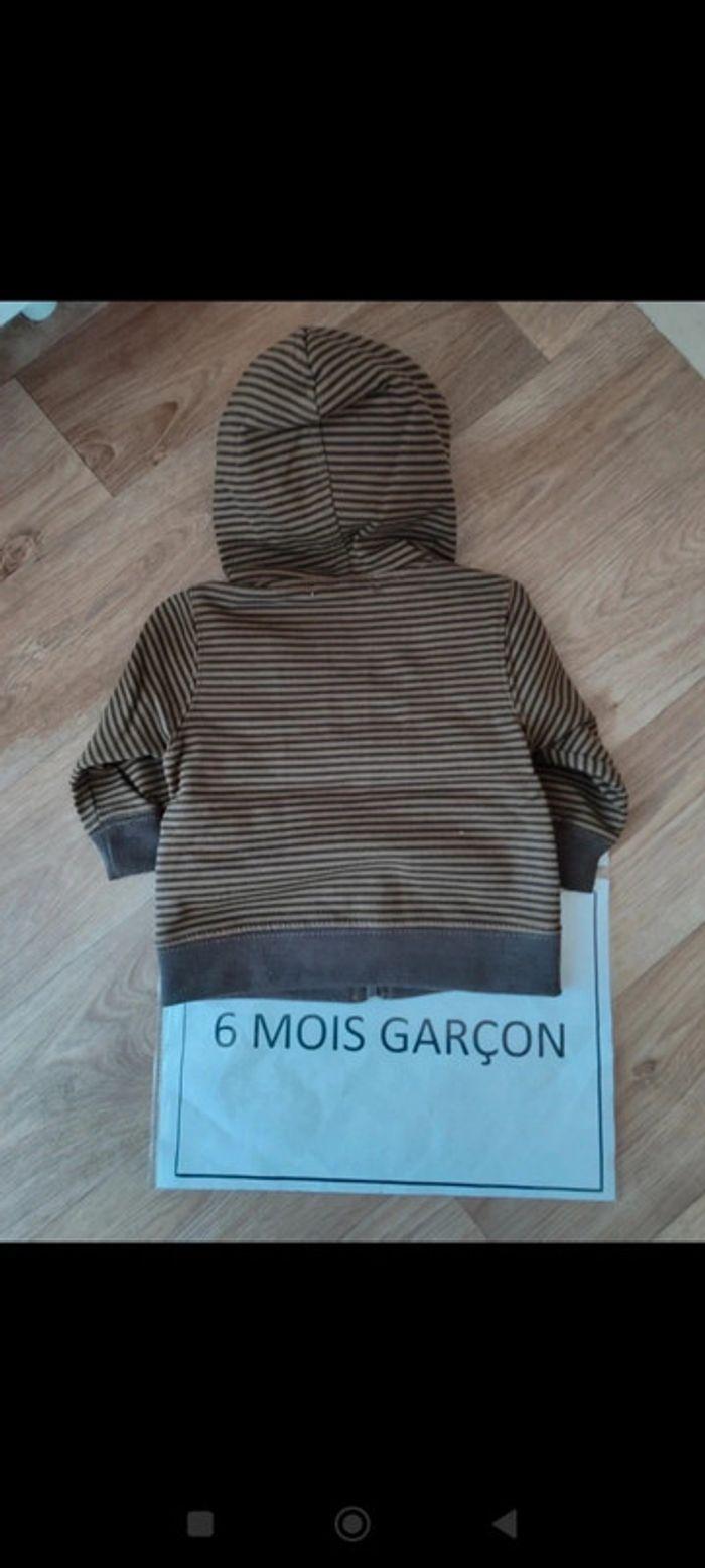 Gilets 6 mois - photo numéro 6