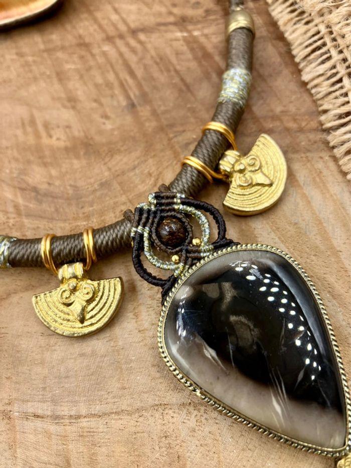 Collier torque en macramé avec pierre d’Agate Botswana, Quartz fumé et Bronzite - photo numéro 5