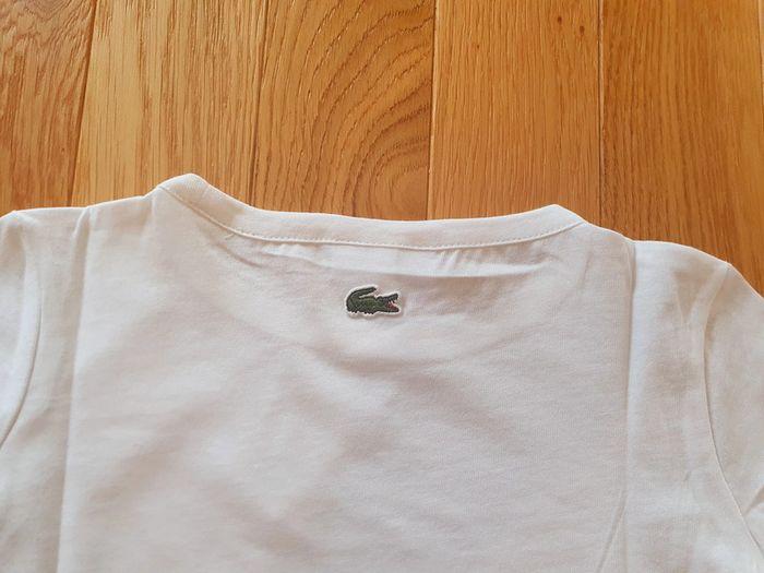 T-Shirt "Lacoste" blanc  pour fille 4 ans neuf sous blister. - photo numéro 9