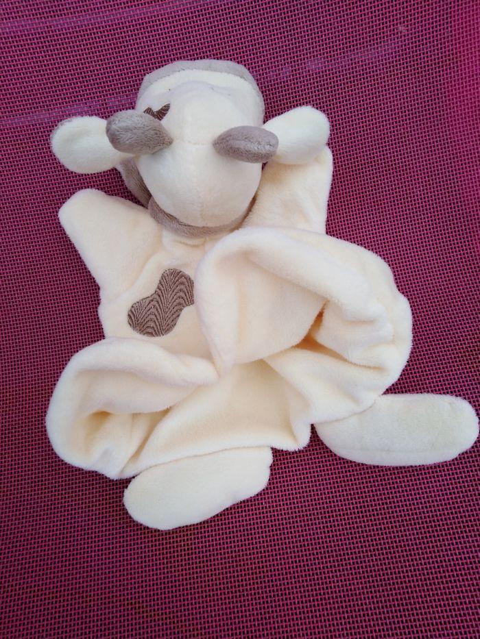 Doudou marionnette vache beige, marron, peluche, jeu - photo numéro 3