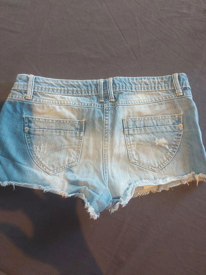 Short jeans Taille 40 - photo numéro 3