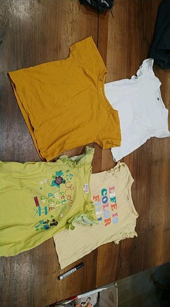 Lot de 4 t shirts manches courtes été 4 ans - photo numéro 2