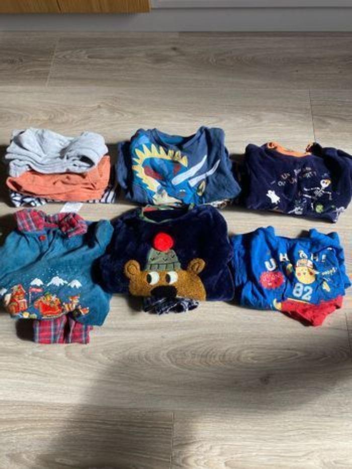 Lot pyjamas deux pièces 24mois