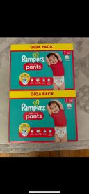 2 paquets de couches Pampers taille 7