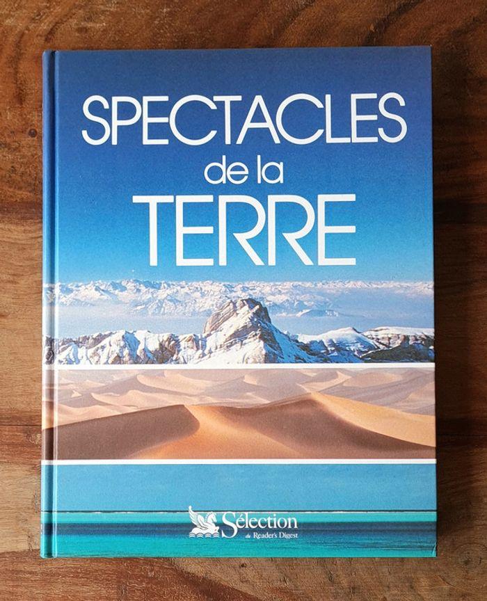 Spectacles De La Terre , Sélection du Reader's Digest, Prix Editeur 44 € - photo numéro 1