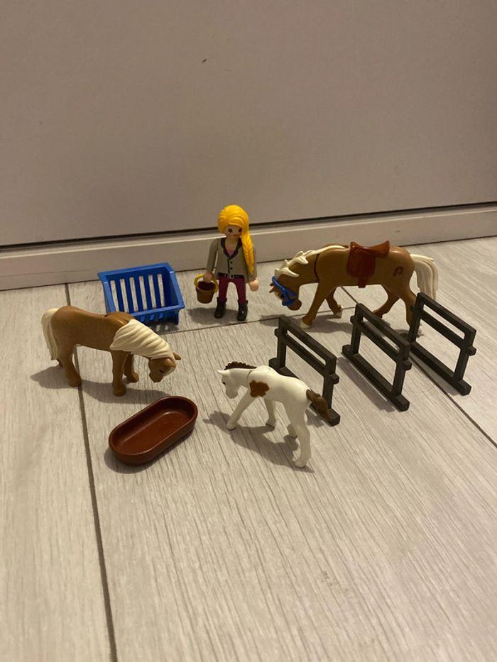 Playmobil chevaux - photo numéro 1