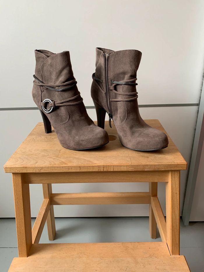 Bottines à talons Tamaris taille 36 - photo numéro 1