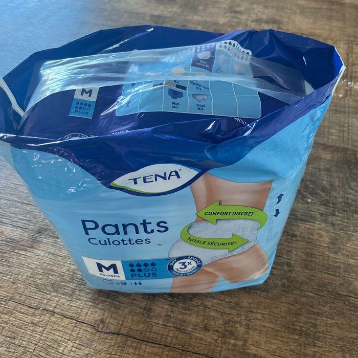 Pants  culotte Tena taille M neuf - photo numéro 1