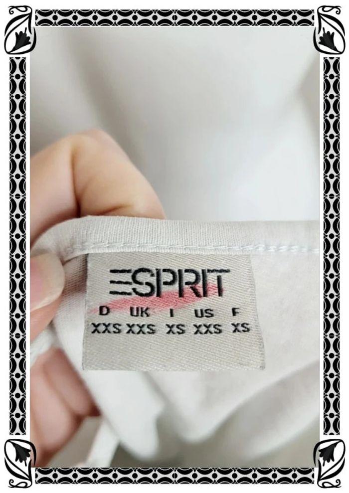 Joli T-shirt Esprit taille XS (34) - photo numéro 3