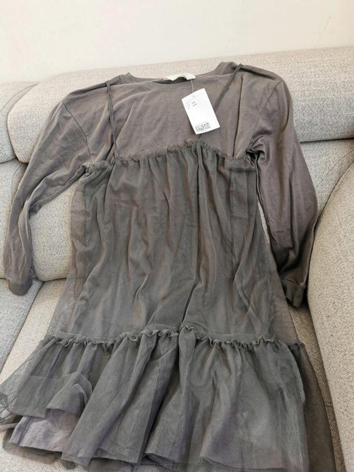 Robe manches longues gris h&m taille 8/9 ans - photo numéro 1