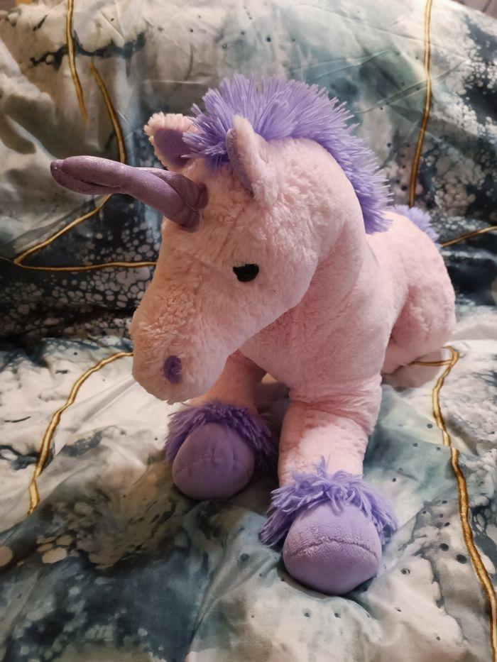 Grande peluche licorne 🦄 - photo numéro 1