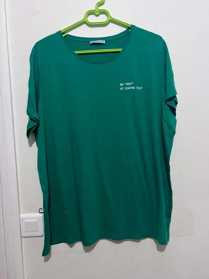 Tee  shirt vert - photo numéro 1