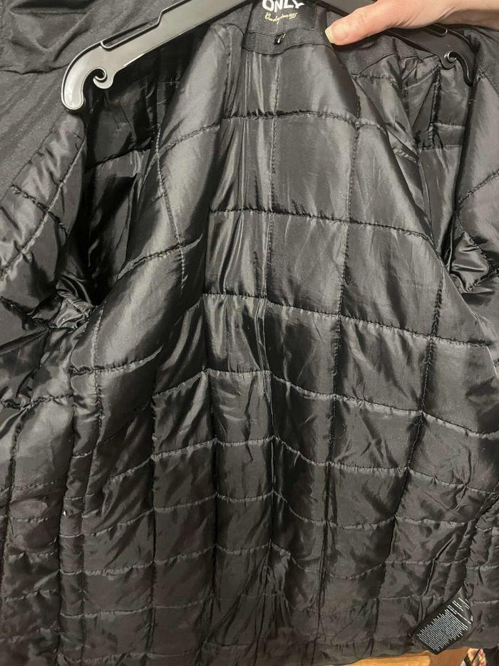 Parka casi neuve - photo numéro 3