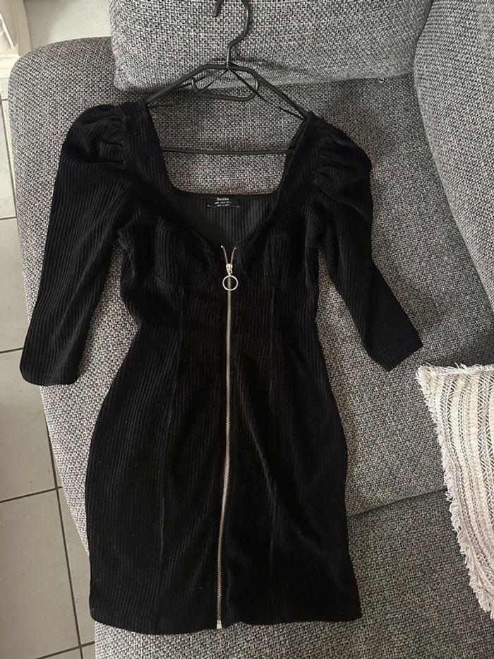 Petite robe noire Bershka (noir), S / 36 / 8 - photo numéro 1