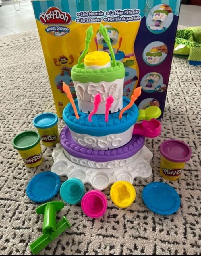 Lot Play Doh + 3 pots - photo numéro 2