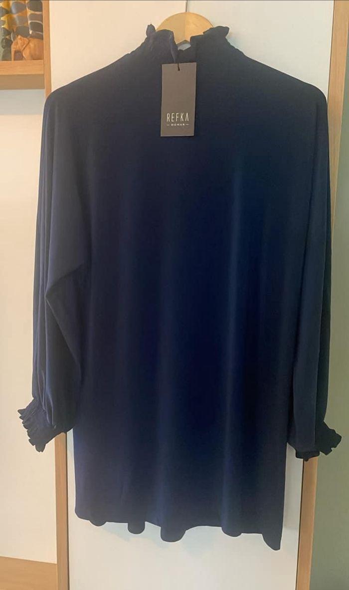 Blouse ou robe pour les plus petites (refka) bleue 36/38