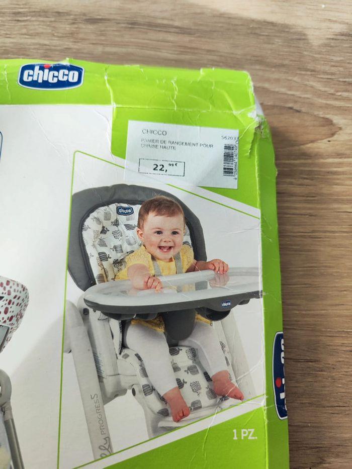 Panier de rangement pour chaise haute Chicco - photo numéro 2