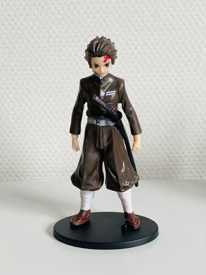 Figurine Tanjiro Kamado Demon Slayer - photo numéro 1