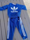 Ensemble adidas