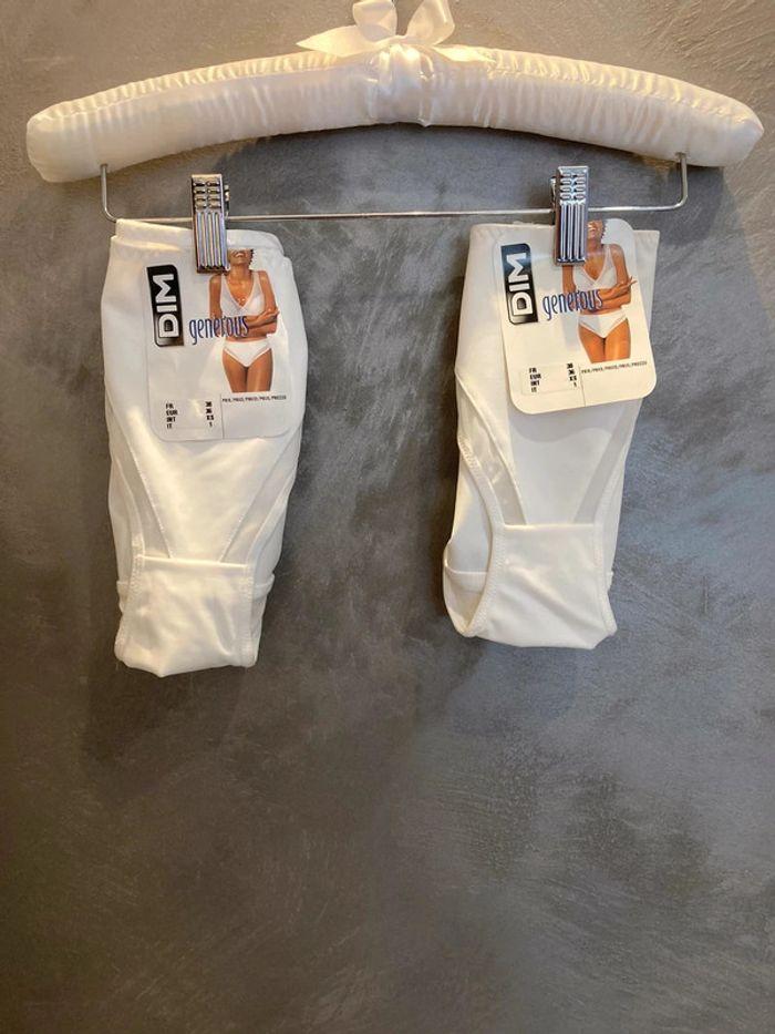 Lot de 2 culottes dim neuves taille 38 - photo numéro 1