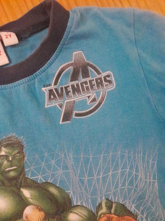 tee shirt 2ans Avengers Marvel bon état - photo numéro 5