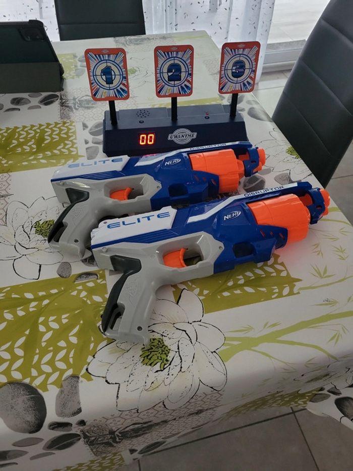 Nerf Elite avec cible.