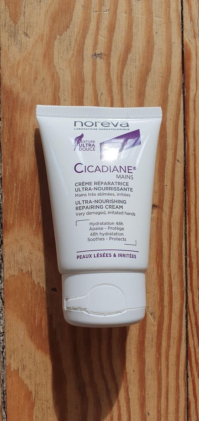 Crème réparatrice ultra-nourrissante Cicadiane mains.