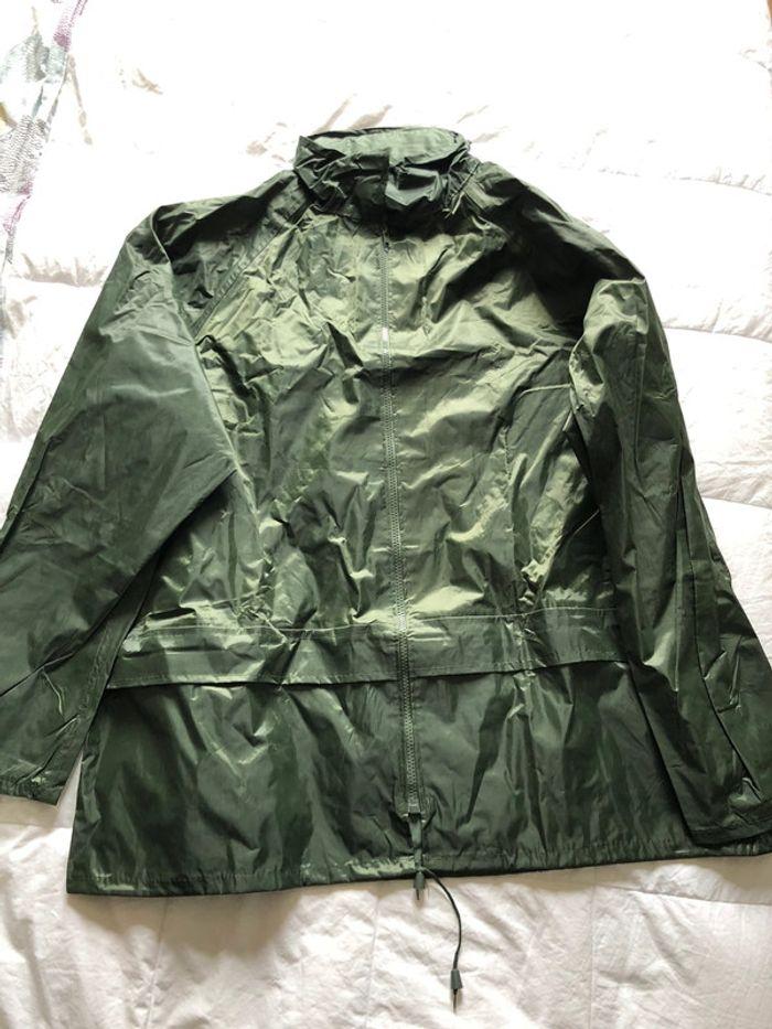 Manteau de pluie - photo numéro 1