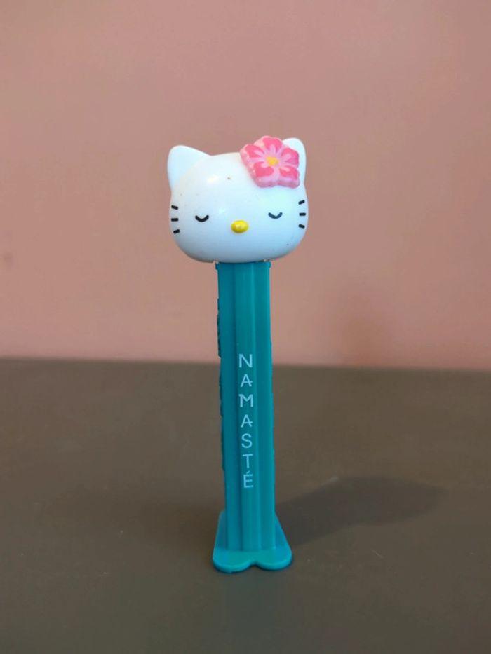 Figurine Hello Kitty pez - photo numéro 1