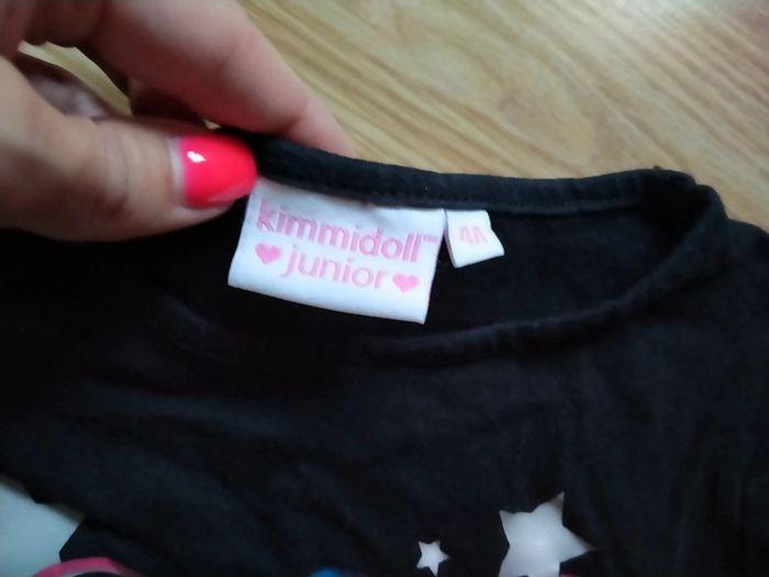 T shirt noir. Filles . Kimmidoll junior.
Taille 4 ans - photo numéro 6