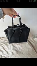 Petit sac Zara noir très bon état