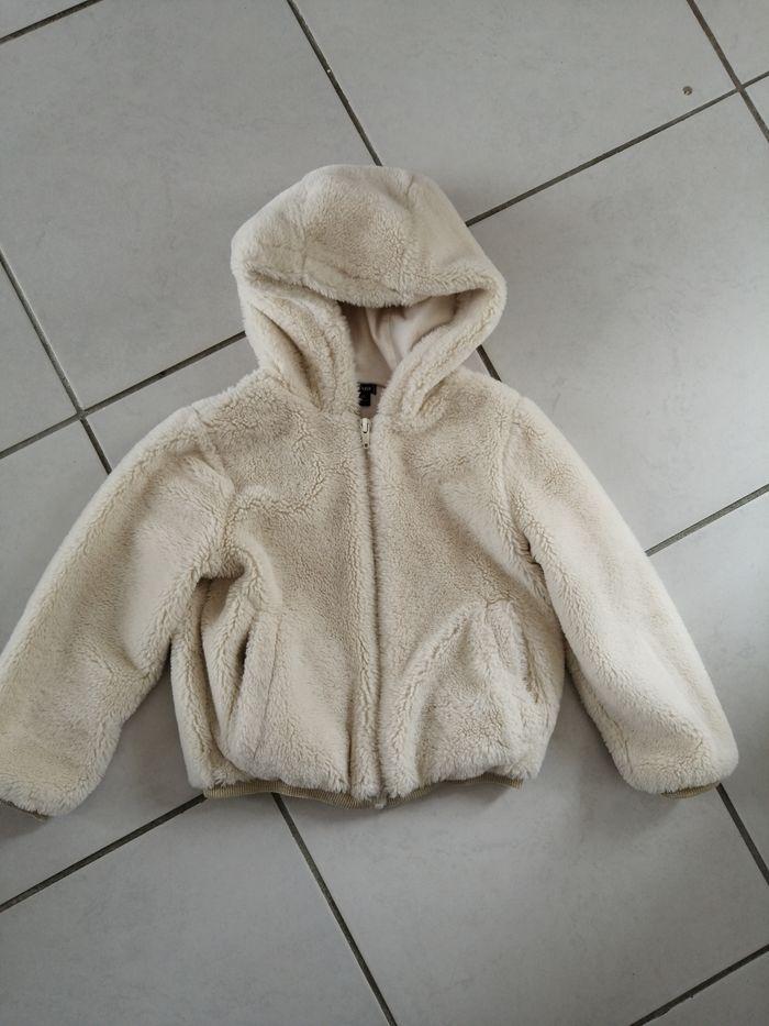 Veste polaire blanche toute douce et chaude Kiabi 6 ans - photo numéro 1