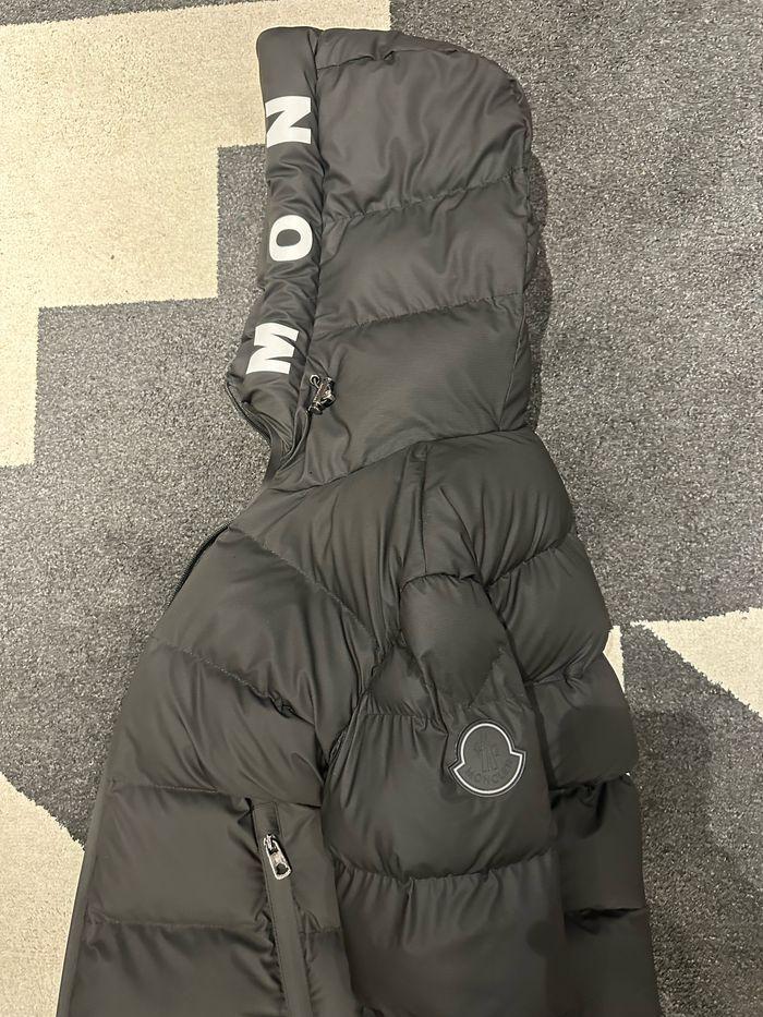 Doudoune Moncler S neuve - photo numéro 6