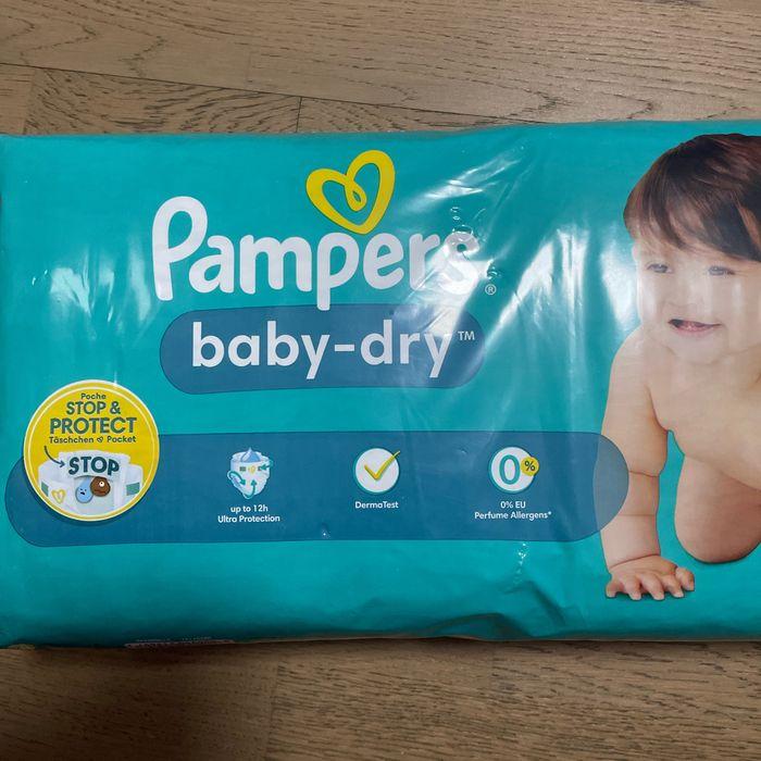 2 packs de 52 couches soit 104couches Pampers Babydry taille 3 - photo numéro 2